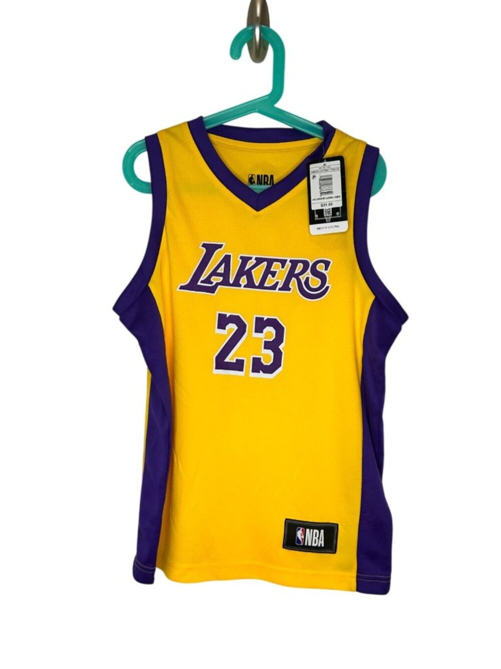 NWT NBA Los Angeles Lakers Youth Medium LeBron James Jersey MSRP $39.99 - Picture 3 of 4